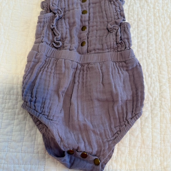 L'ovedbaby Lavender Ruffled Diaper Cover - Picture 1 of 5